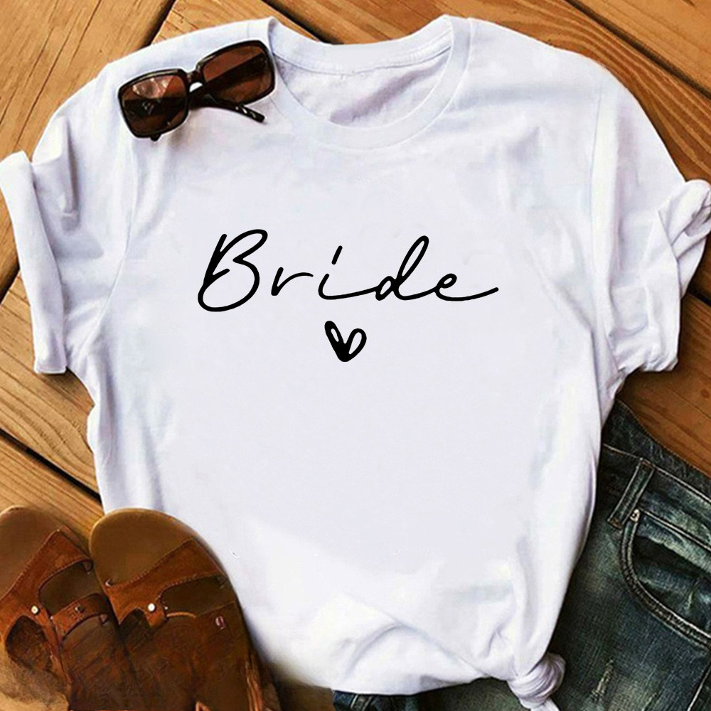 Bride's Best Friend T-shirt  A - Summer Clothing Must Haves avis et prix